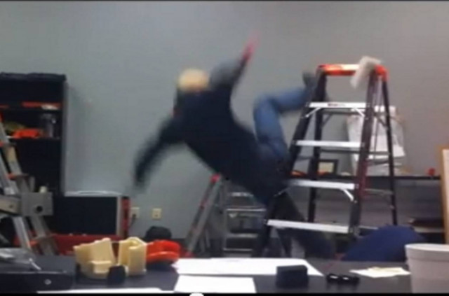 Βίντεο: Δείτε την προσπάθεια ενός επίδοξου νίντζα!