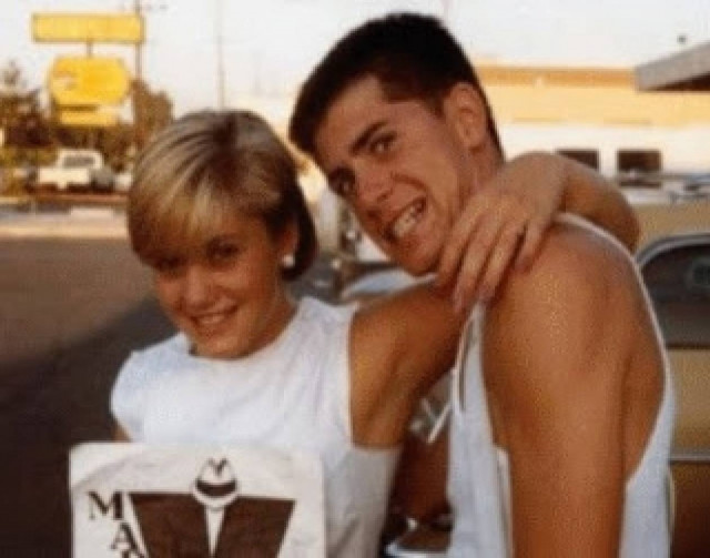 Μπορείτε να βρείτε ποιο είναι το διάσημο κοριτσάκι της φωτογραφίας;