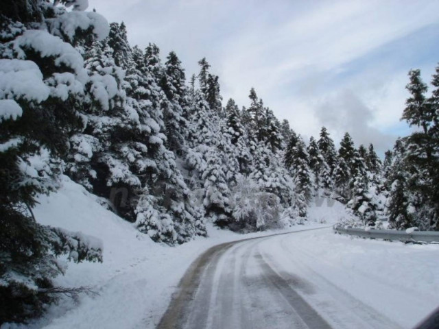 Δείτε την ορεινή Ναυπακτία ντυμένη στα λευκά!( pics)