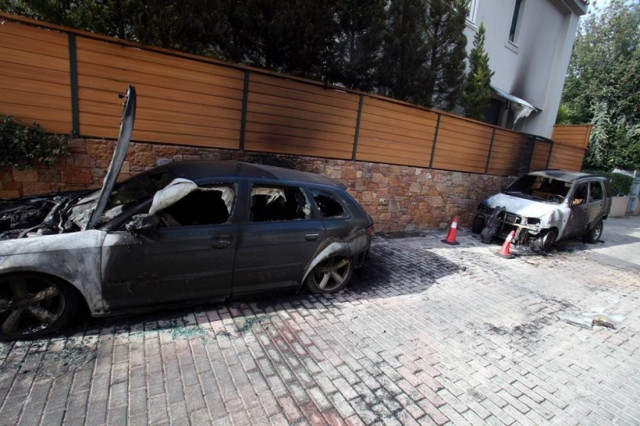 Ανάληψη ευθύνης για την επίθεση στα αυτοκίνητα του Γιάννου