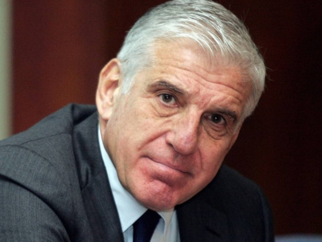 Η δήλωση Παπαντωνίου για τα γκαζάκια στο σπίτι του