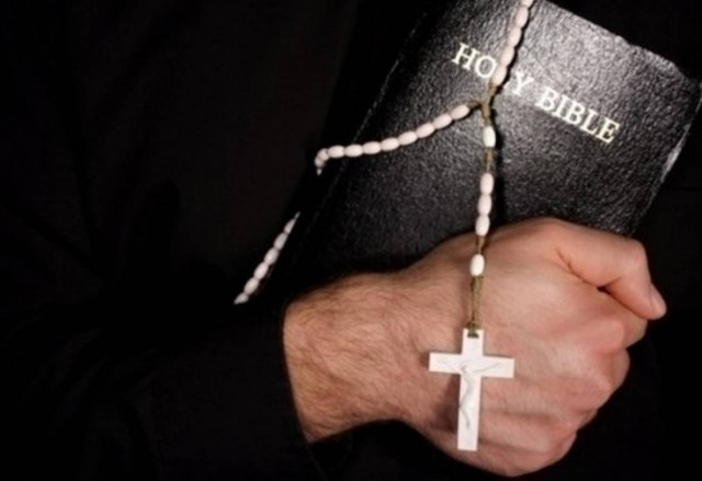 Τηλεφωνική γραμμή για εξορκισμούς!