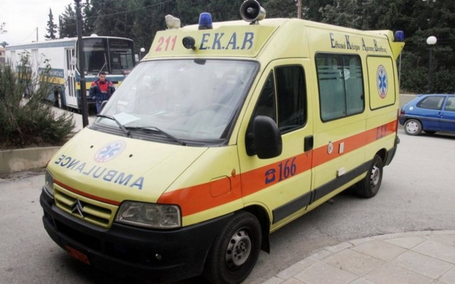 Τροχαίο με τραυματία στο λιμάνι της Σαλαμίνας