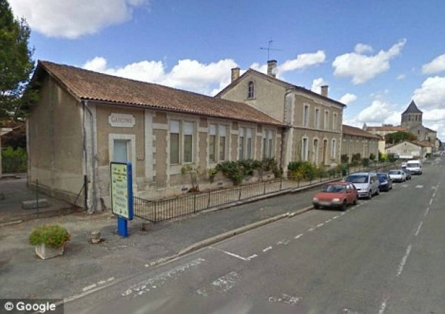 ΣΟΚ: Δασκάλα ζήτησε από τους μαθητές να γράψουν σημειώματα αυτοκτονίας