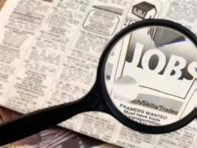 Η ανεργία πλήττει περισσότερο τις γυναίκες