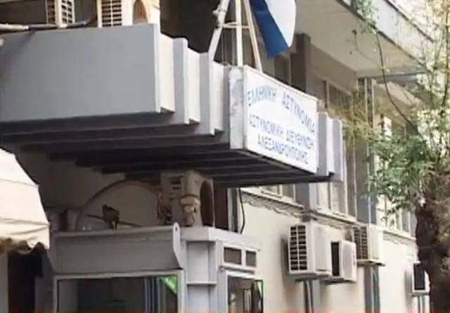 Βίντεο: Έκρυβε την ηρωίνη στα εσώρουχά του