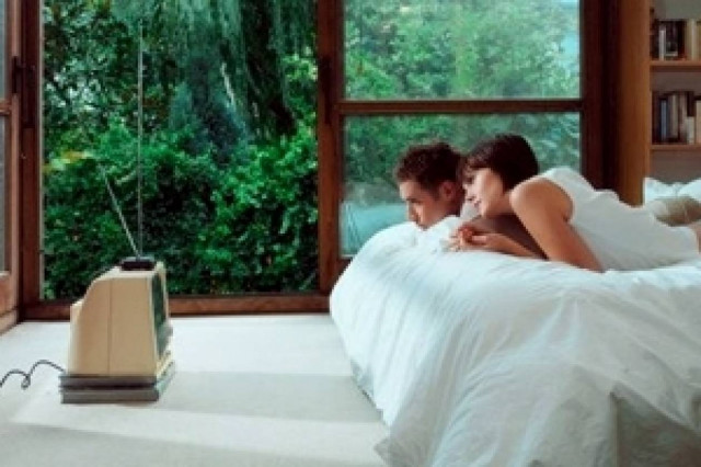 Η τηλεόραση στο υπνοδωμάτιο... παχαίνει!