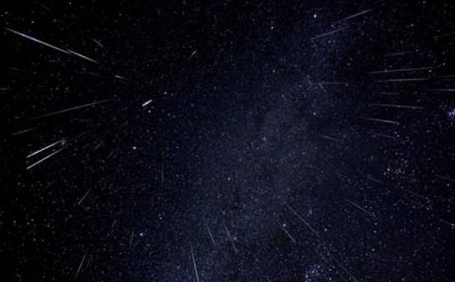 Νύχτα Πέμπτης με βροχή μετεωριτών
