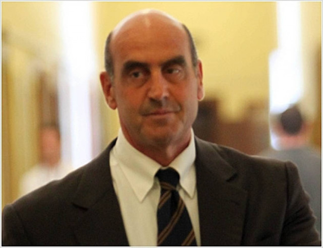 «Όσοι προσπαθούν να με εμπλέξουν εξυπηρετούν ύποπτα συμφέροντα»