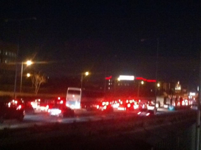 ΤΩΡΑ:Κυκλοφοριακό κομφούζιο στην εθνική οδό Αθηνών–Λαμίας