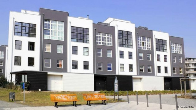 DW: Ισπανοί και Έλληνες επενδύουν σε γερμανικά ακίνητα