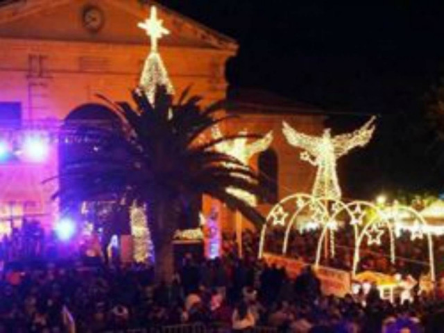 ΣΟΚ στα Χανιά: Στάθηκε γυμνός μπροστά στη Φάτνη και φωτογραφιζόταν