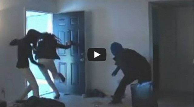 Βίντεο: Οι 10 κορυφαίες φάρσες του 2012