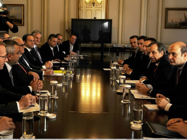 «Κονέ» με πολυεθνικές και αφήνουν να κλείσουν οι ελληνικές εταιρείες!