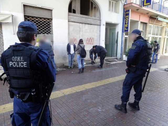 Δείτε τη «σκούπα» της Αστυνομίας για ναρκωτικά στο Κέντρο (pics-video)