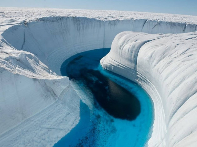Το εκπληκτικό Ice Canyon (pics)