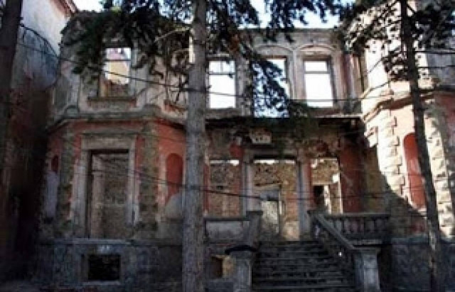 Καταφύγιο ναρκωτικών το σπίτι του Σεφέρη στην Κορυτσά