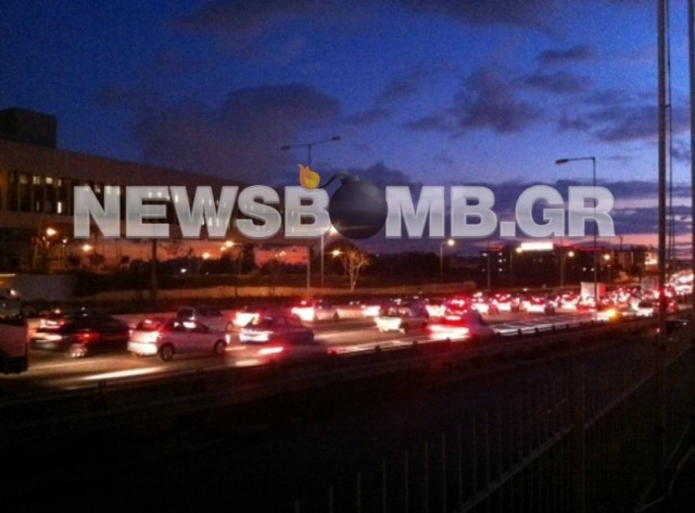 ΤΩΡΑ: Κυκλοφοριακό «έμφραγμα» στην ΕΟ Αθηνών – Λαμίας (pics)