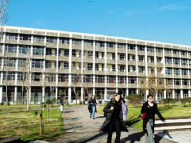 Έκαναν πλιάτσικο στο Αριστοτέλειο Πανεπιστήμιο