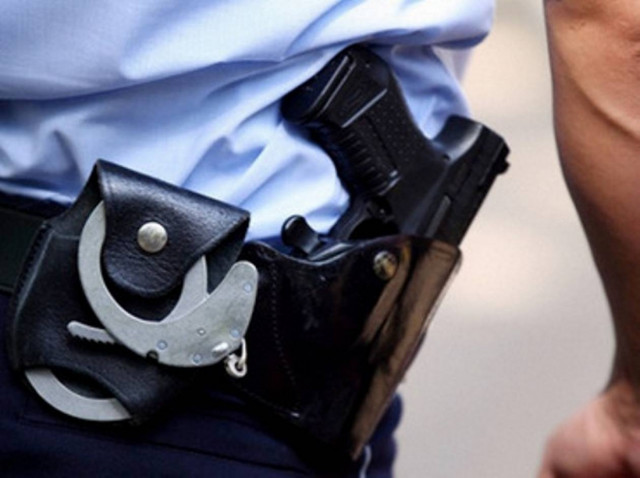 Προτείνουν ένοπλους φρουρούς σε όλα τα σχολεία