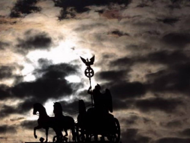 Πανικός λόγω... έκτακτης ανακοίνωσης της NASA