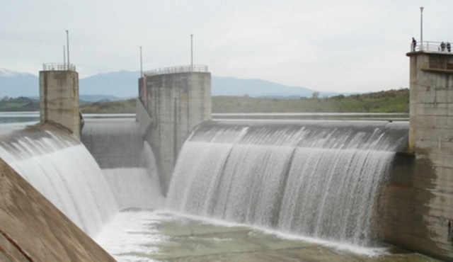 Ανοίγουν τα θυροφράγματα τη Δευτέρα στον Πηνειό