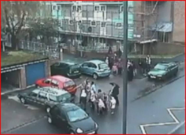 Βίντεο: Έκανε το λάθος να παρκάρει σε αυτό το πάρκινγκ!