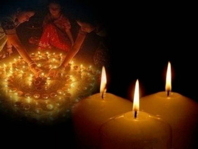 Χριστούγεννα με κεριά λόγω χρεών στη ΔΕΗ