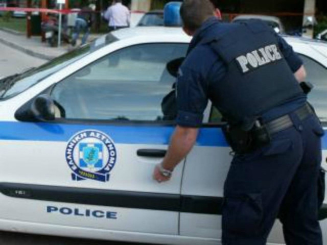 Επιτέθηκαν σε ανήλικο για να του βγάλουν την αλυσίδα από το λαιμό