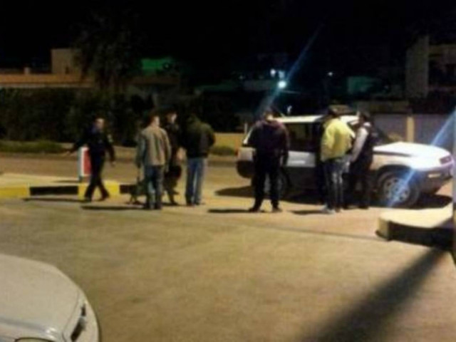 Έσπειρε τον τρόμο με το καλάσνικοφ στον Πύργο