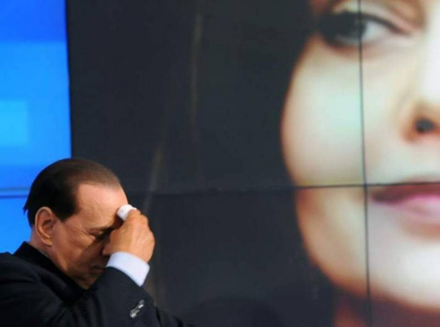 Διατροφή-σοκ θα πληρώσει ο Μπερλουσκόνι στη Βερόνικα Λάριο