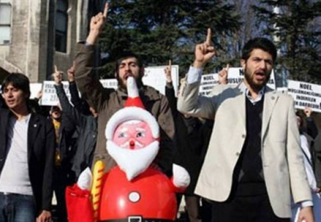 Διαδήλωσαν εναντίον του Άη Βασίλη!