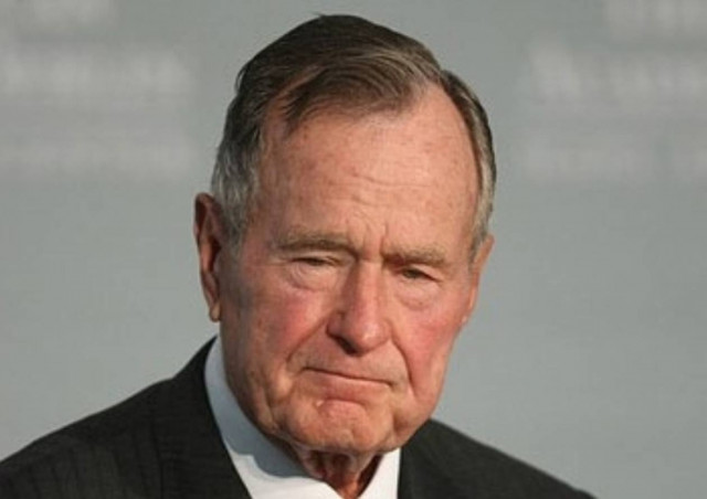 Bγήκε από την εντατική ο Τζορτ Μπους