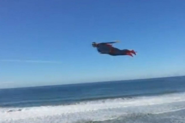 Είναι αλήθεια ο Σούπερμαν; (βίντεο)