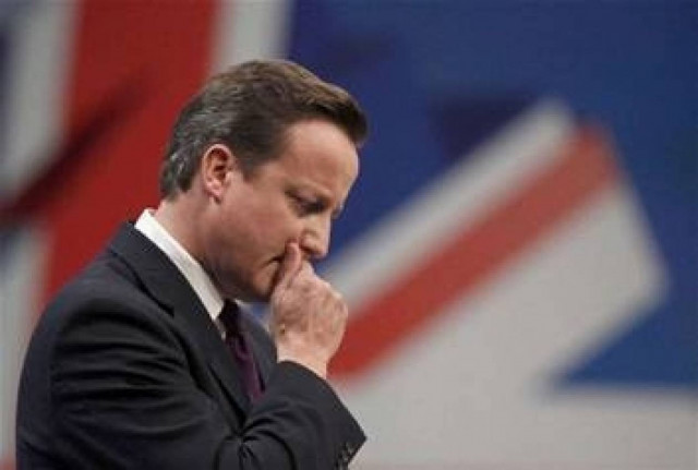 Κάμερον: Η Βρετανία βαδίζει προς τη σωστή κατεύθυνση