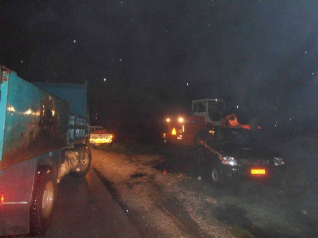 «Φούσκωσε» ο Πάμισσος ποταμός – Δραματικές ώρες για τους κατοίκους