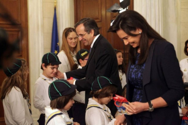 Τα κάλαντα στους πολιτικούς αρχηγούς