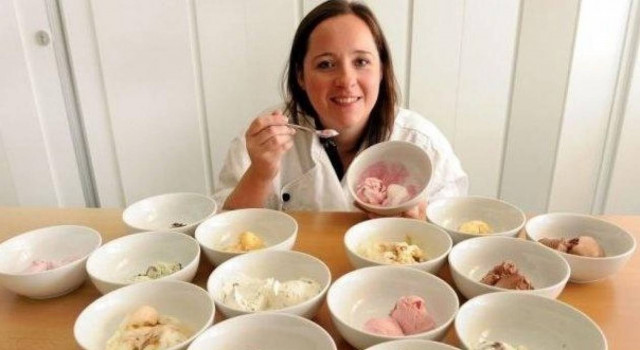 Θα σκάσετε από τη ζήλια σας όταν μάθετε πως βγάζει χρήματα!