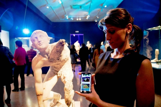 Πρέσβης του πολιτισμού μας ο ΟΤΕ, ενώ η κυβέρνηση αδιαφορεί