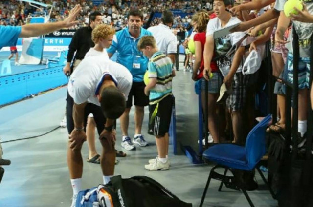 Καρδιοχτύπησε ο Τζόκοβιτς (video)