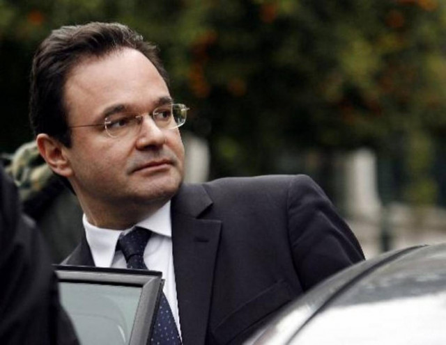 Επιστρέφει σήμερα από την Ολλανδία ο Γ. Παπακωνσταντίνου