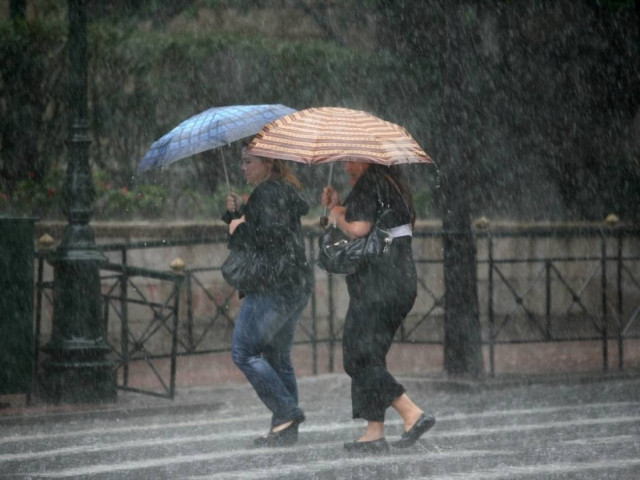 Βροχερός καιρός και χαμηλές θερμοκρασίες