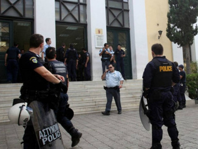 ΤΩΡΑ: Τηλεφώνημα για βόμβα στην Ευελπίδων