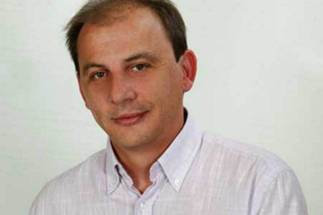 Βουλευτής ΣΥΡΙΖΑ: Συλλάβετέ με, έχω τον Τσελεμεντέ του αναρχικού!