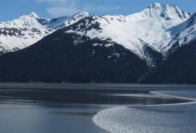 Τσουνάμι προκάλεσε ο σεισμός στην Αλάσκα