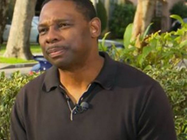 Δικηγόρος έδωσε το σπίτι του σε άστεγη οικογένεια