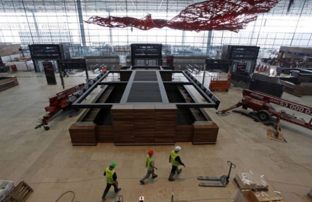 Βερολίνο: Χωρίς το νέο αεροδρόμιο μέχρι το 2014