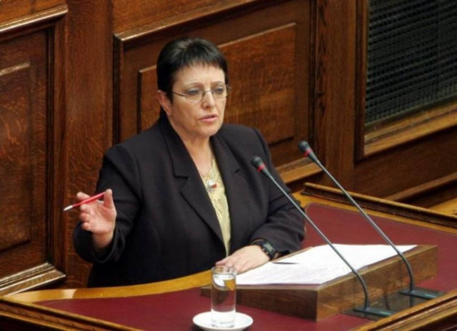 Παπαρήγα: Ο αγώνας δεν μπορεί να μετρηθεί στη Βουλή