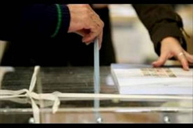 Ζητούν πρόωρες εκλογές στη Σλοβενία