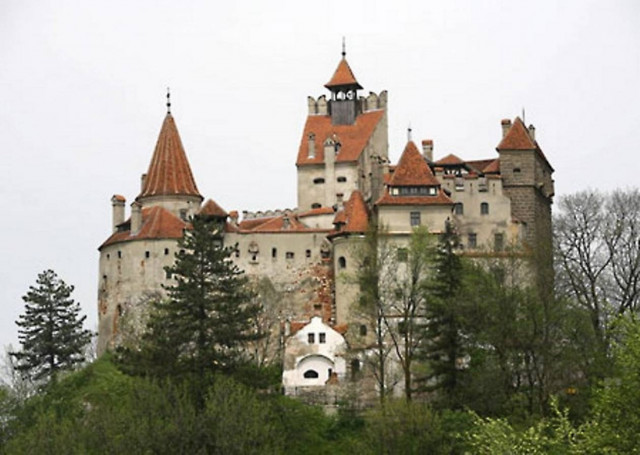 Βρήκαν οστά στην «αυλή» του Κόμη Δράκουλα